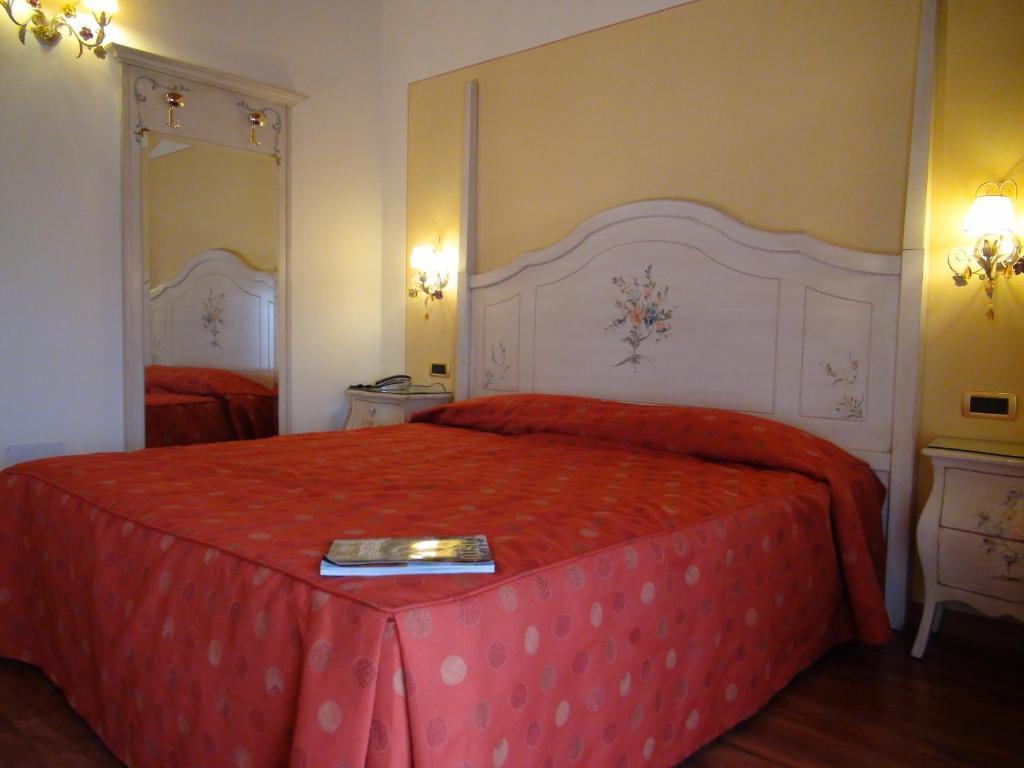 Hotel La Campagnola 1926 Zevio Ruang foto