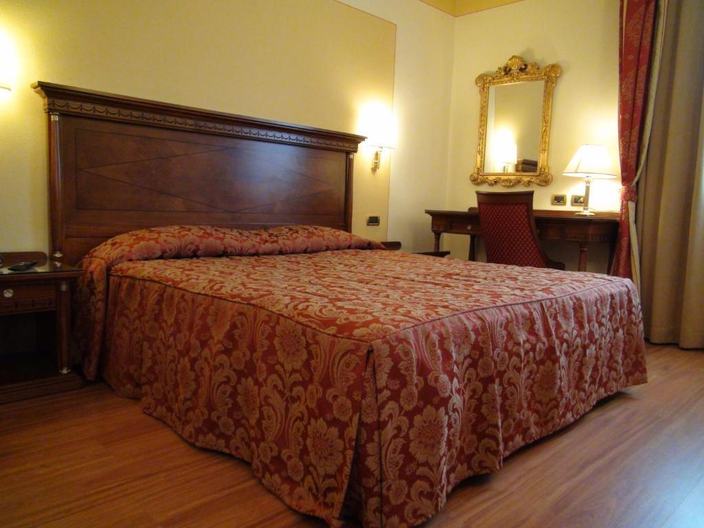 Hotel La Campagnola 1926 Zevio Ruang foto